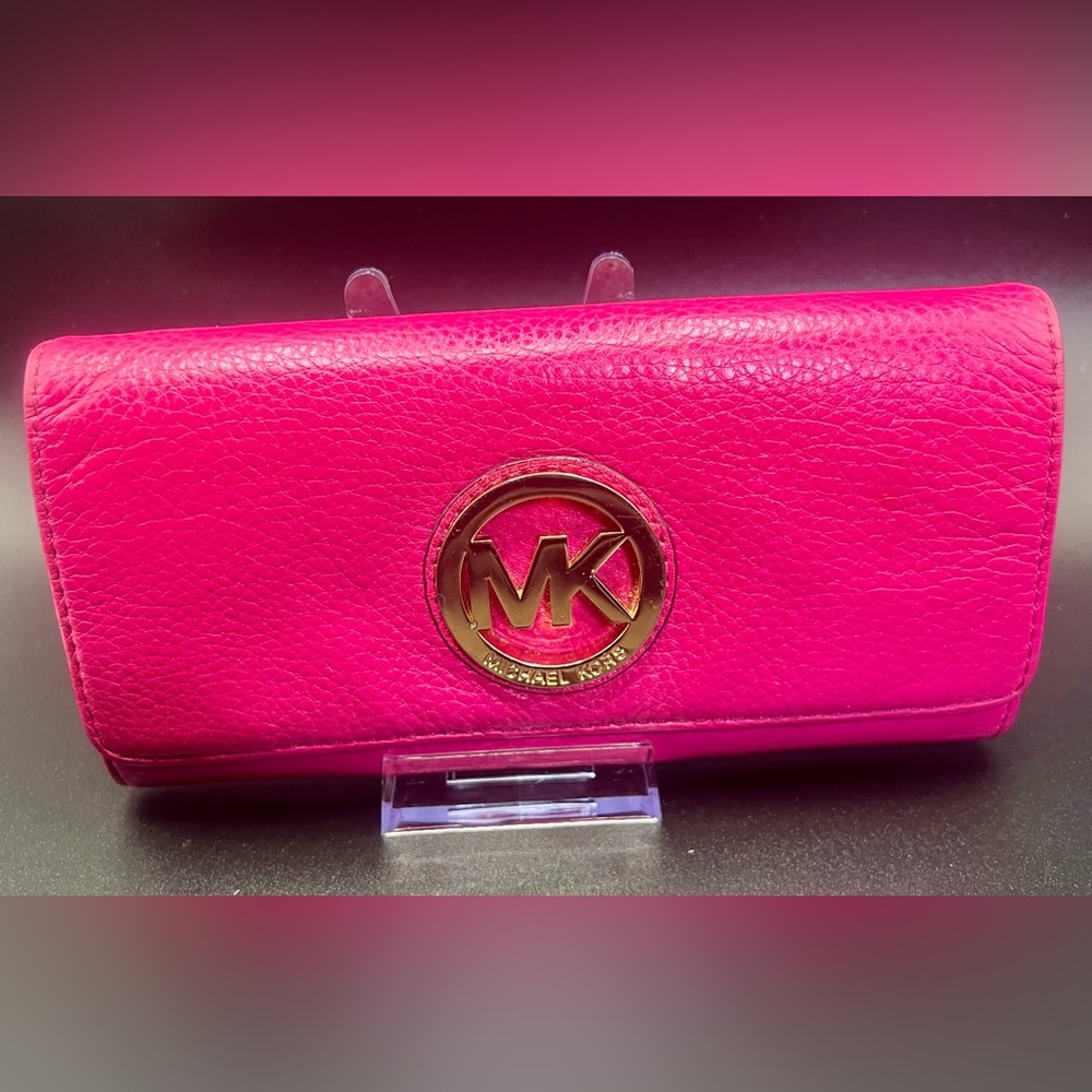 Michael Kors Pink Leather Continental Wallet